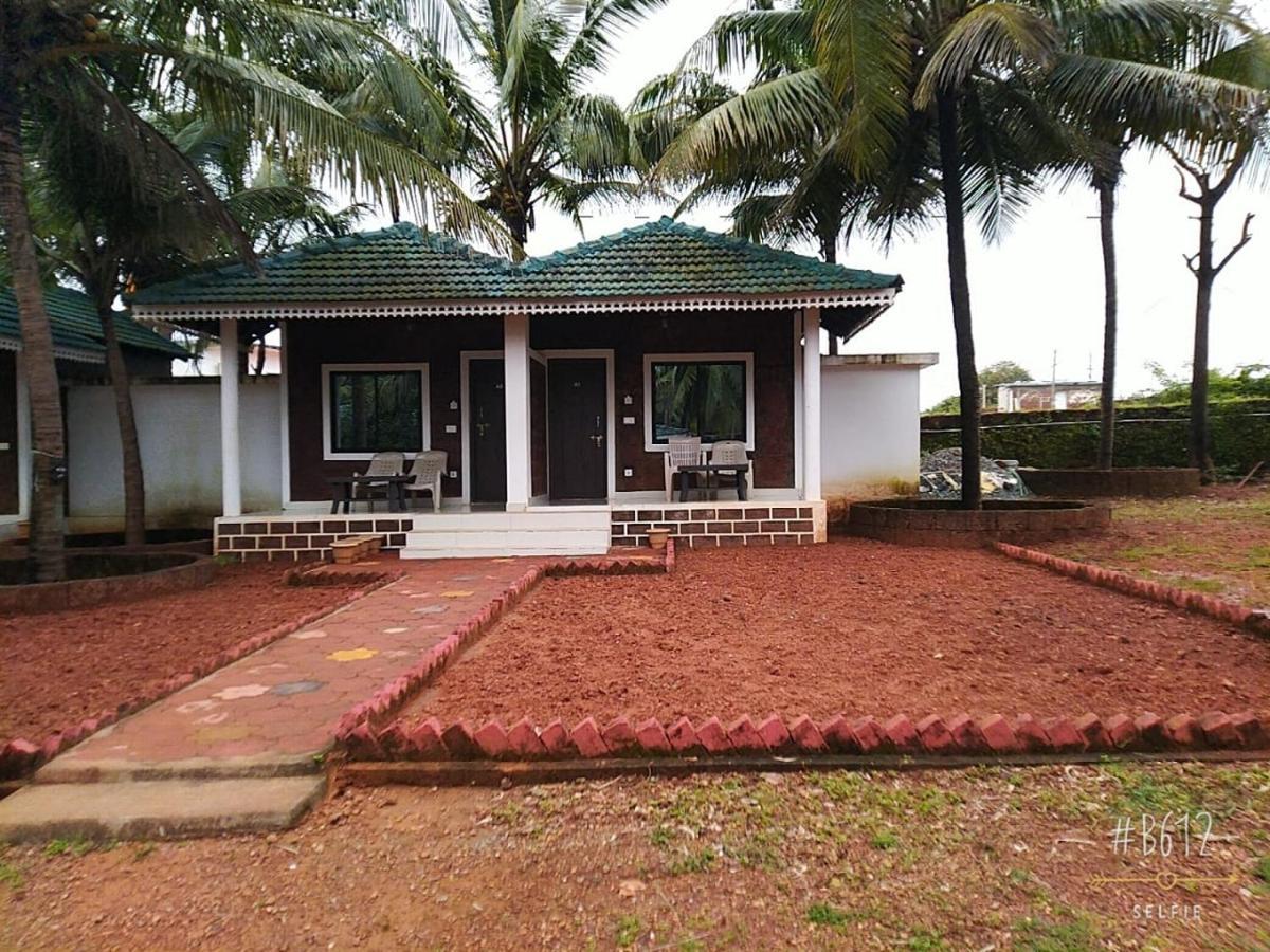 Coconut Tree Resort Gokarna Extérieur photo