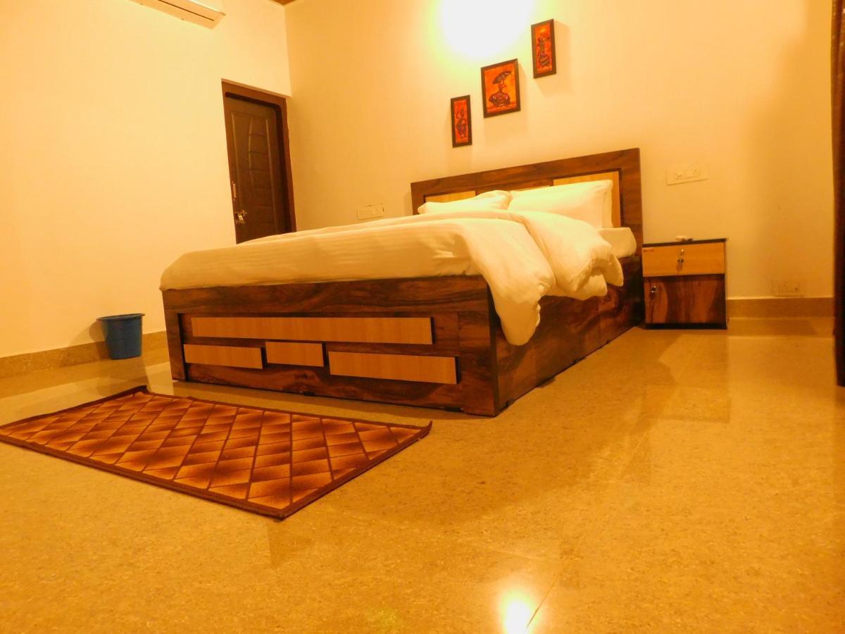 Coconut Tree Resort Gokarna Extérieur photo